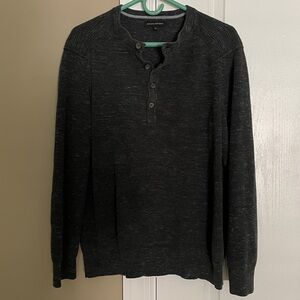 Banana Republic Men’s 100% Cotton Lightweight Henley Sweater. Size XL.